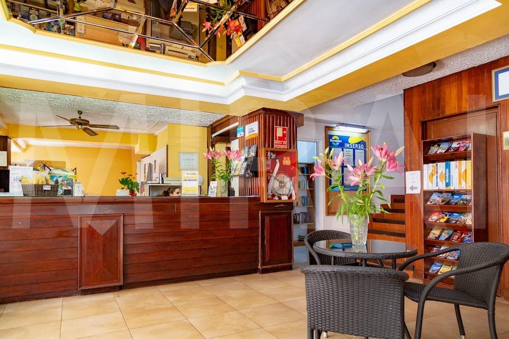Apartamentos Park Plaza プエルト・デ・ラ・クルス エクステリア 写真